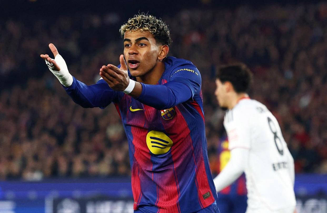 巴萨逆转德甲劲旅法兰克福，孔德梅开二度，拉什福德与亚马尔精彩助攻